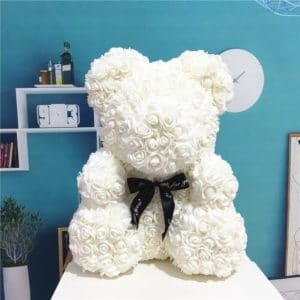 Biały pluszowy niedźwiedź w kwiatki Pluszowy zwierzak Materiały: Pianka