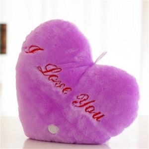 I Love You Purple Pillow Plush Valentine's Day Przedział wiekowy: > 3 lata