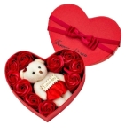 Pudełko upominkowe z mydlanymi różami i uroczym misiem na Walentynki a7796c561c033735a2eb6c: różowy|czerwony