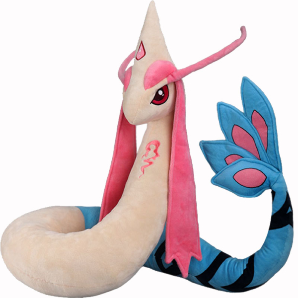 Bardzo duży pluszowy pokemon przypominający węża z niebieskim ogonem, beżowym ciałem oraz różowymi uszami i oczami